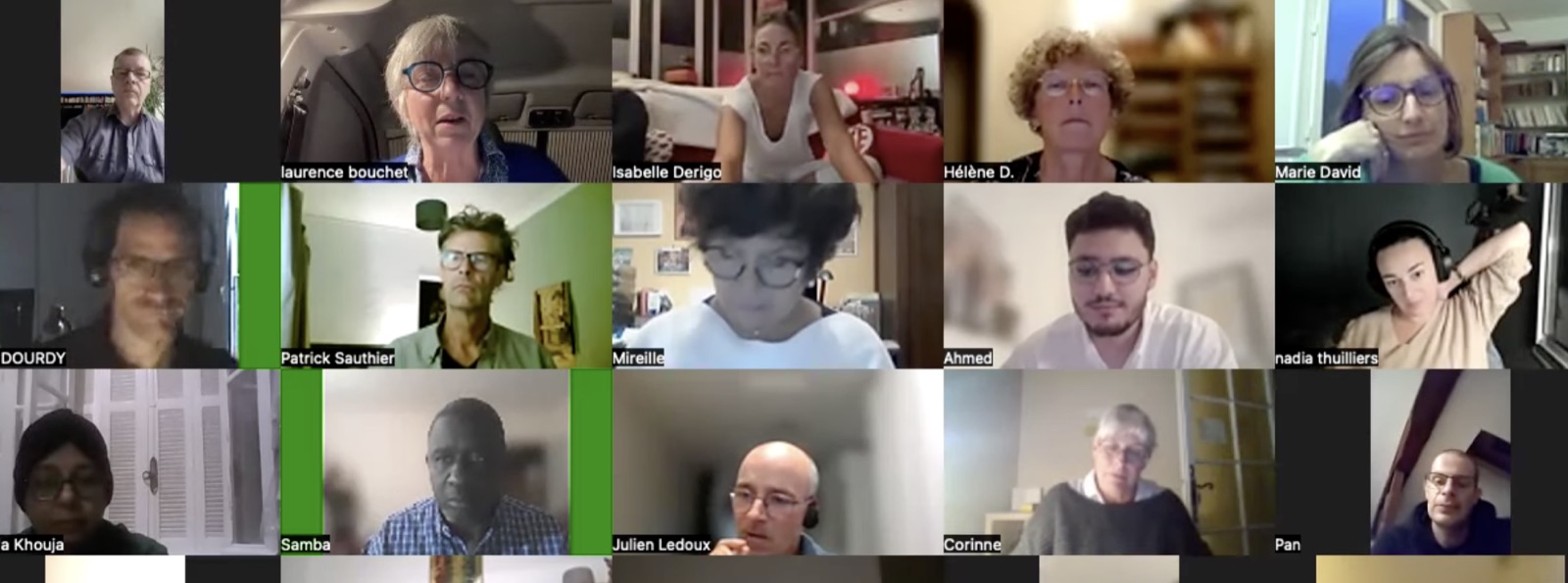 Une séance collective de coaching à la consultation philosophique en visioconférence
